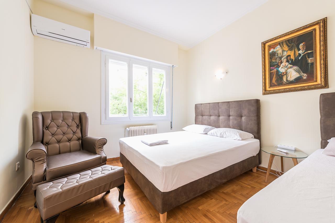 Victoria Queens Palace Apartments Atene Esterno foto