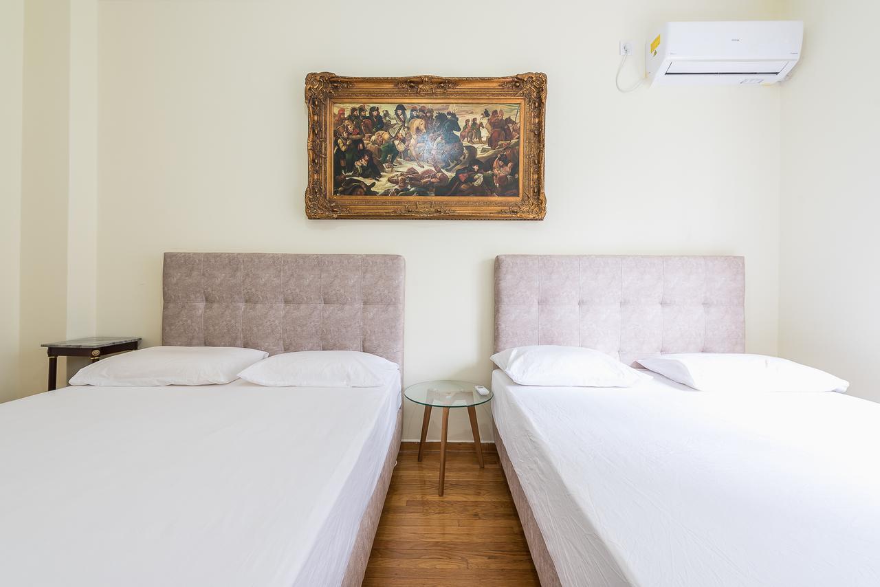 Victoria Queens Palace Apartments Atene Esterno foto